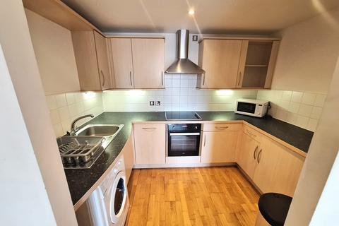 2 bedroom apartment to rent, Ropewalk Court, Nottingham NG1