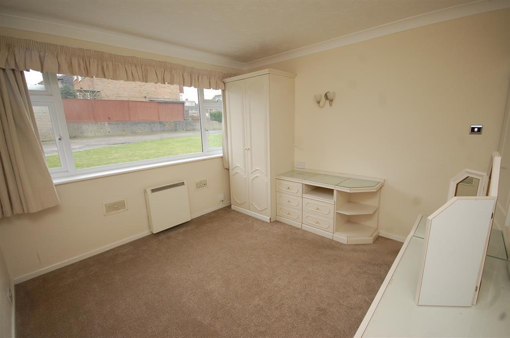 BEDROOM.jpg