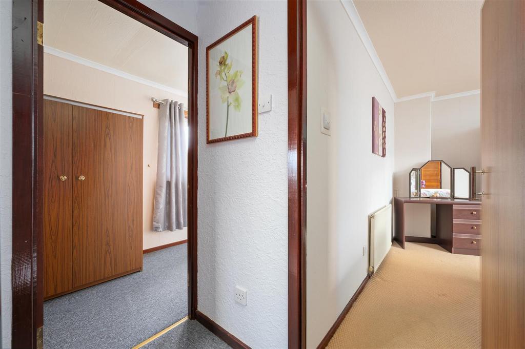 52 Central Road016.JPG