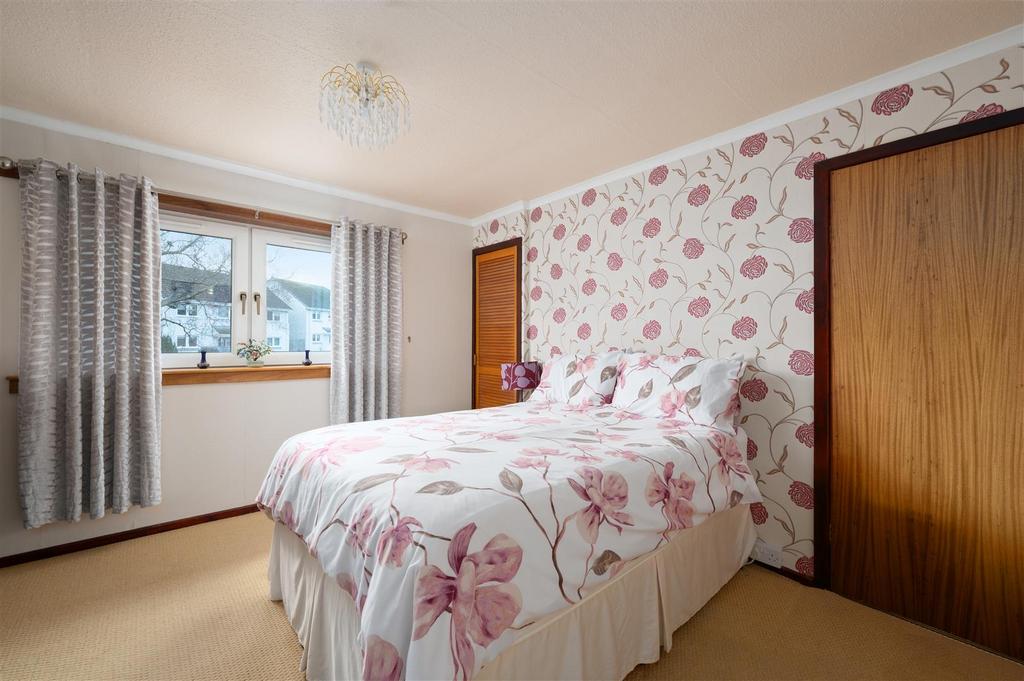 52 Central Road017.JPG