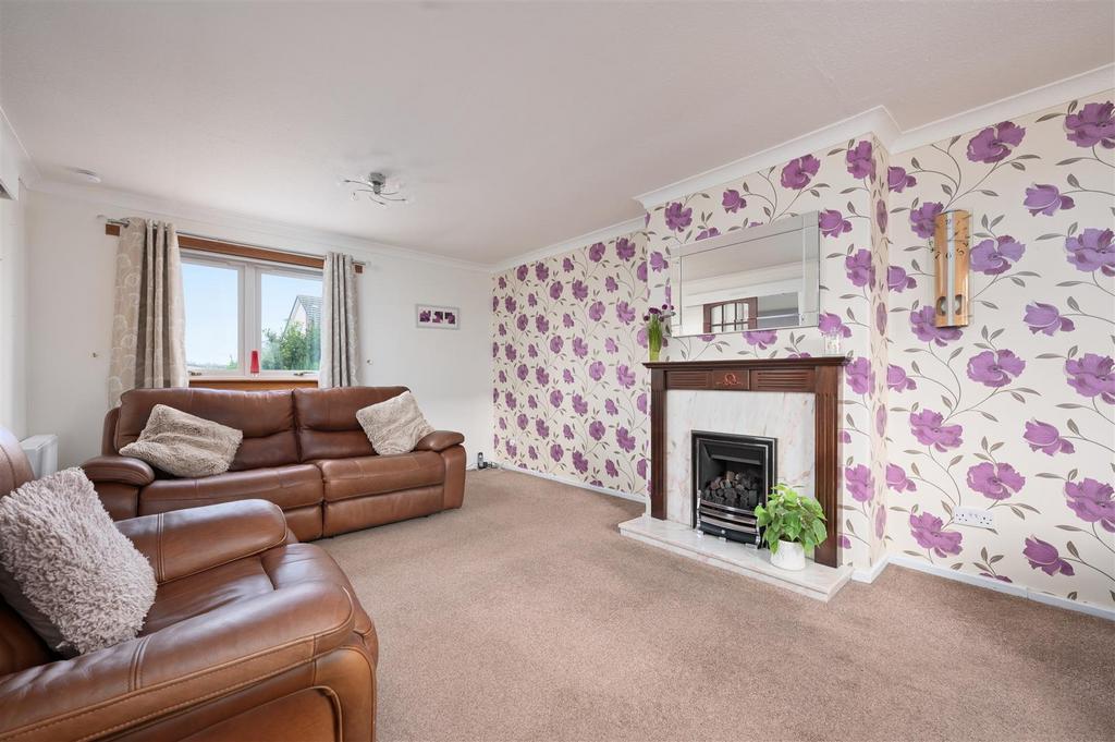 52 Central Road005.JPG