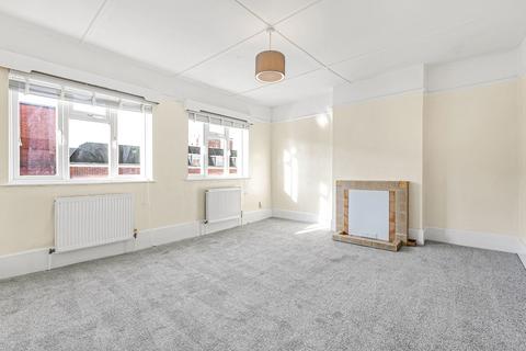 undefined, London Road, Twickenham, TW1