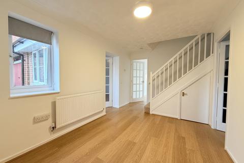 3 bedroom semi-detached house to rent, Orwell Drive, Oxfordshire OX11