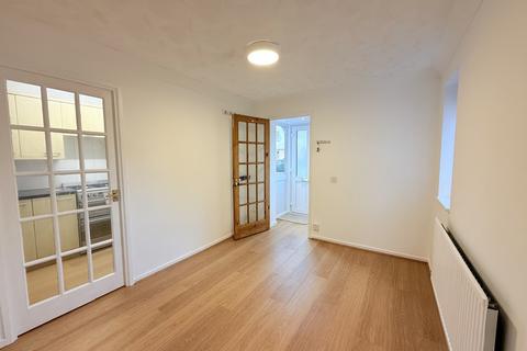 3 bedroom semi-detached house to rent, Orwell Drive, Oxfordshire OX11