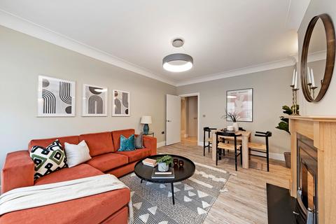 2 bedroom flat to rent, Kensington High Street, Kensington, London, W8