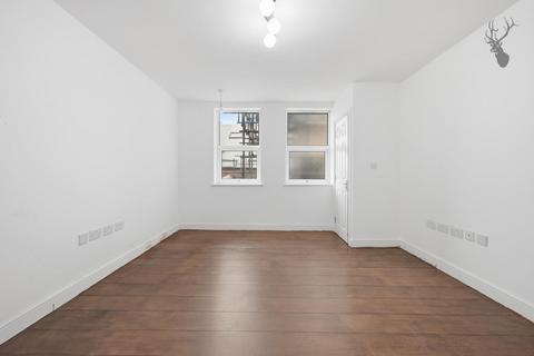 1 bedroom flat to rent, Bethnal Green Road, Bethnal Green E2