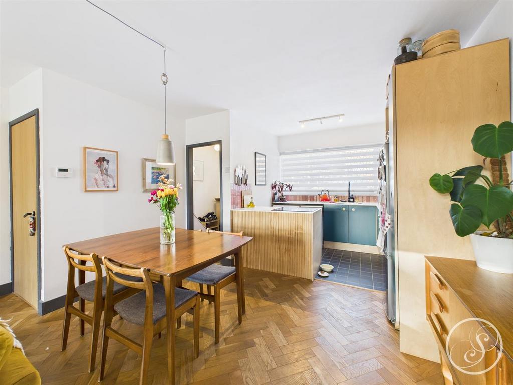 Kitchen diner