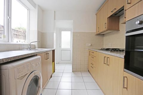 undefined, Heath Road, Chadwell Heath, RM6