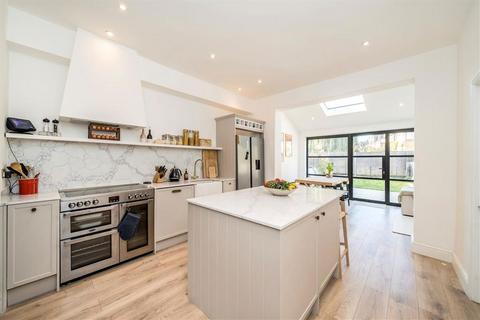 undefined, Manor Lane, London SE13