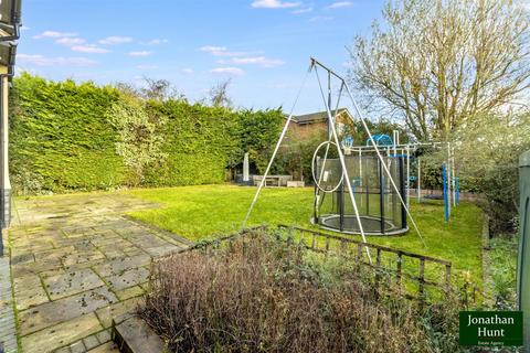 undefined, Brook End, Buntingford SG9