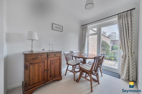 undefined, Mitchells Close, Guildford GU4