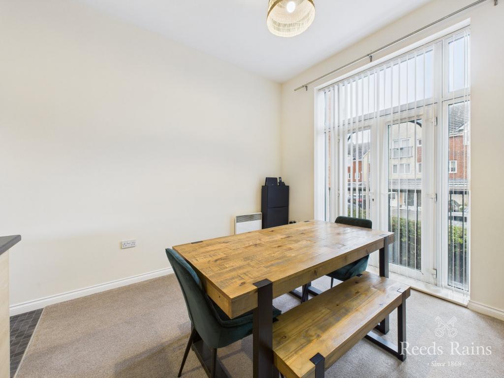 Kitchen/ Living Room