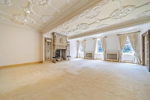 3 bedroom flat for sale, London Road, Sunningdale, Ascot