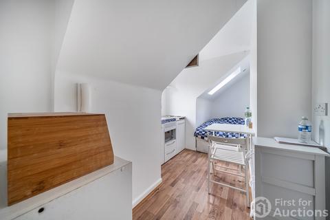 undefined, London Road, Reading, Berkshire