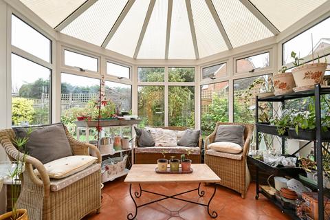 4 bedroom detached house for sale, William Judge Close, Tenterden, Kent, TN30