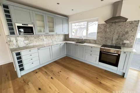 2 bedroom detached house to rent, Ranscombe Close, Brixham, TQ5