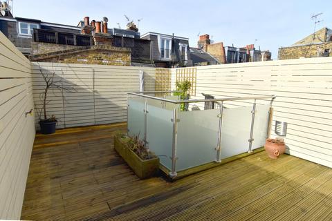 undefined, Queenstown Road, London