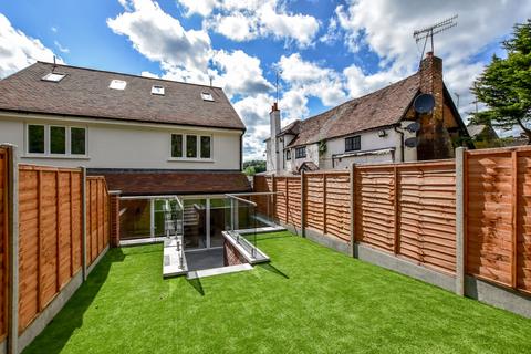3 bedroom semi-detached house for sale, Primrose Hill, Kings Langley, WD4