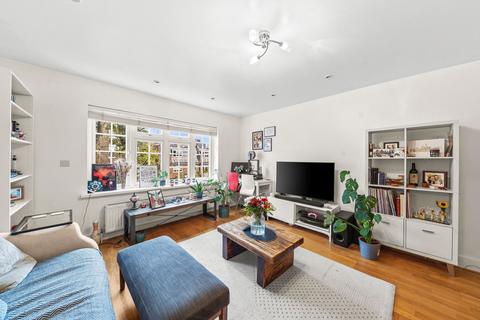 2 bedroom flat for sale, Priory Road, NW6