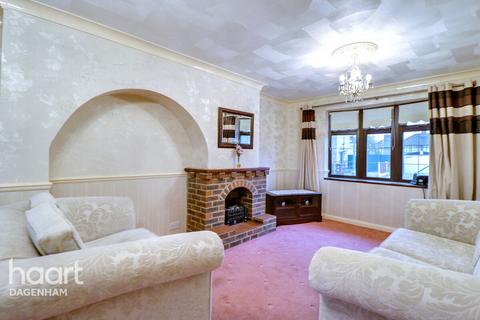 undefined, Raydons Road, Dagenham