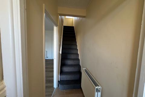 2 bedroom terraced house to rent, Hampton Street, Merthyr Tydfil, CF47