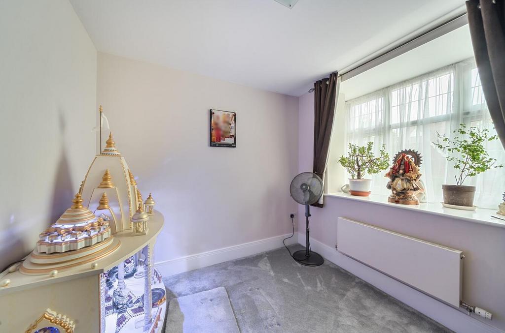 Davidson Frost-Wellings, DFW, Flora Close, Bedroom