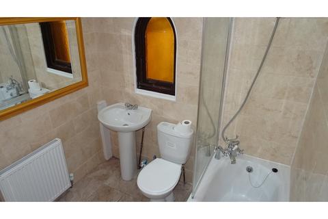 5 bedroom terraced house to rent, Monthermer Road, CF24 4QY