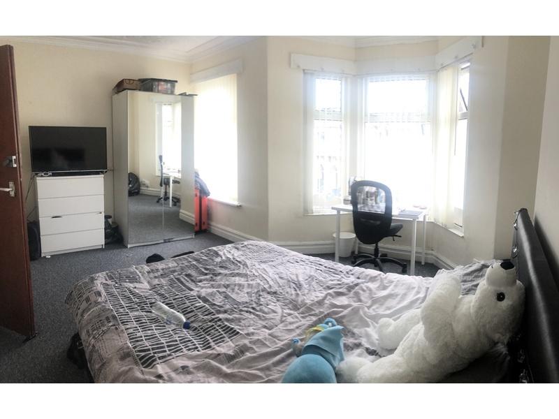 Bedroom 5
