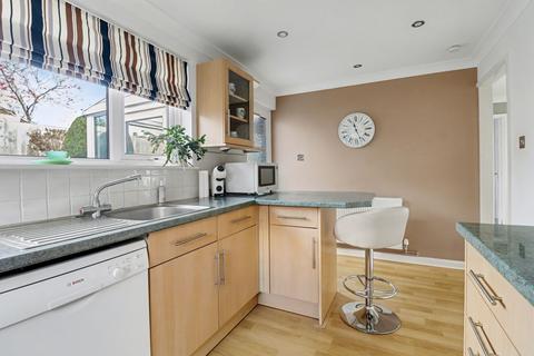 2 bedroom detached bungalow for sale, Oaktree Gardens, Southampton SO30