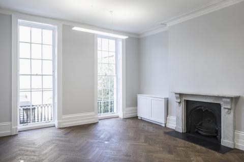 Office to rent - 4 Bloomsbury Place, Bloomsbury, WC1A 2QA