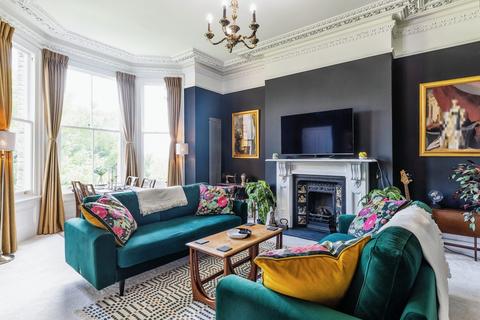 undefined, South Norwood Hill London SE25
