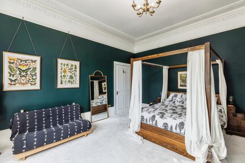 undefined, South Norwood Hill London SE25