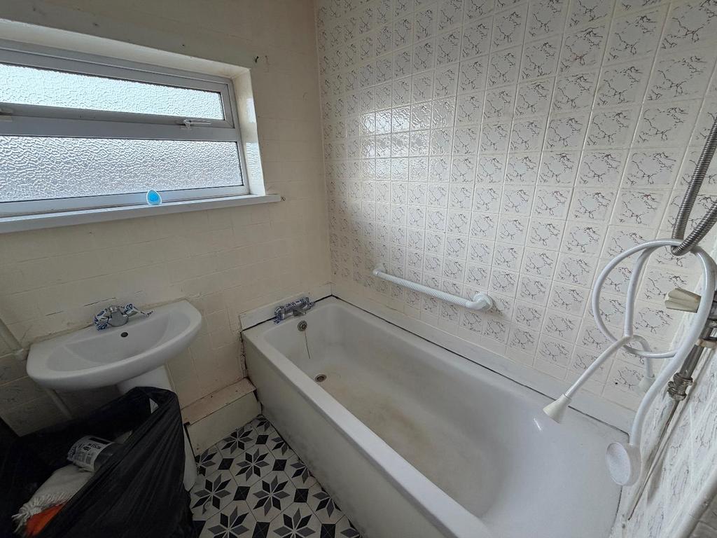 Family bathroom