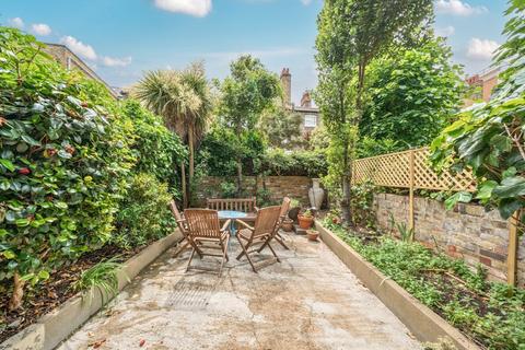 2 bedroom flat to rent, Handforth Road, Oval, London, SW9