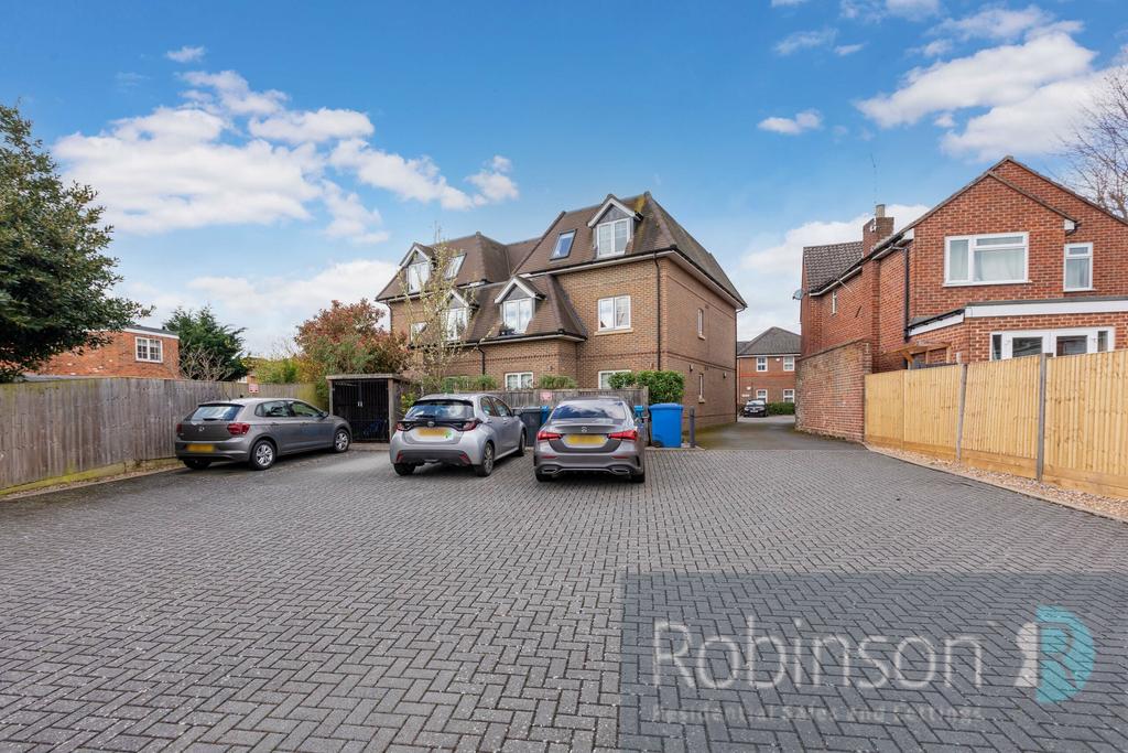 5 Ruby Court-4