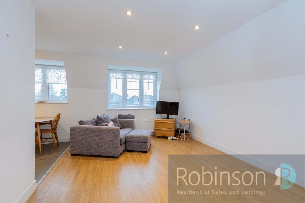 5 Ruby Court-9