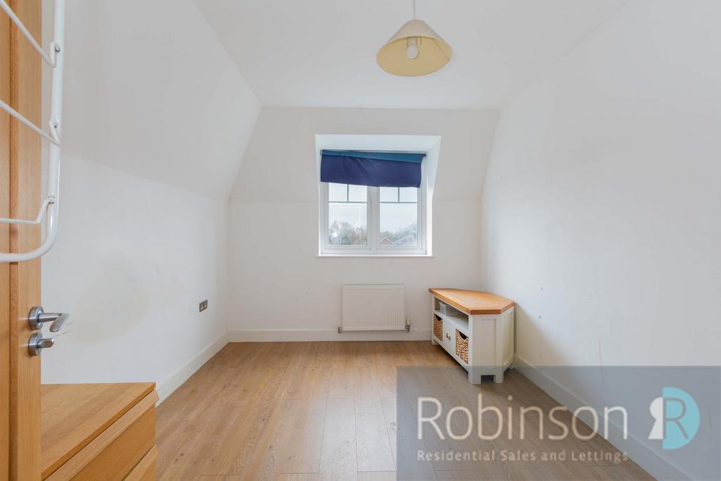 5 Ruby Court-12