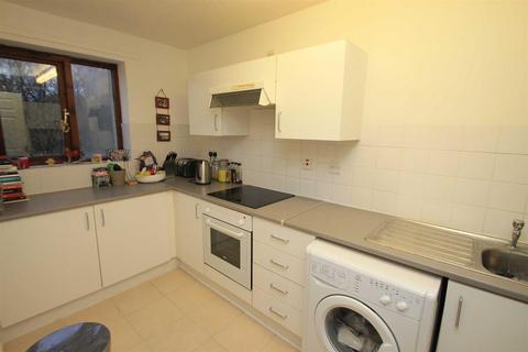 undefined, Albion Place, Campbell Park