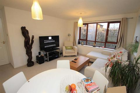 undefined, Albion Place, Campbell Park