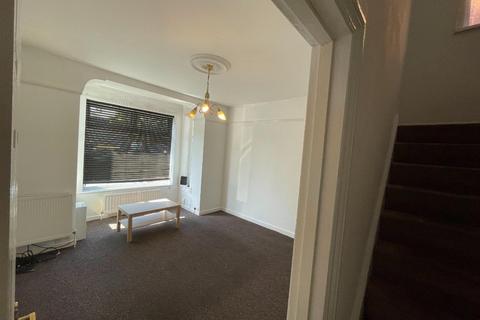 4 bedroom detached house to rent, Hawkeswood Road, Southampton
