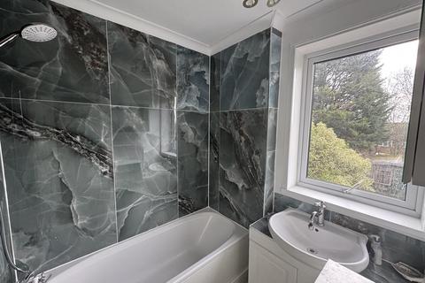 undefined, Weale Road, London E4