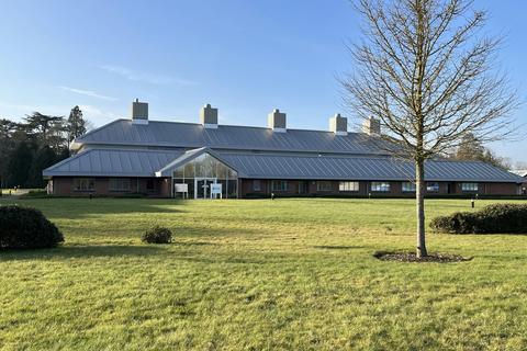 Research & development facility to rent, Chesterford Park Little Chesterford CB10 1XL