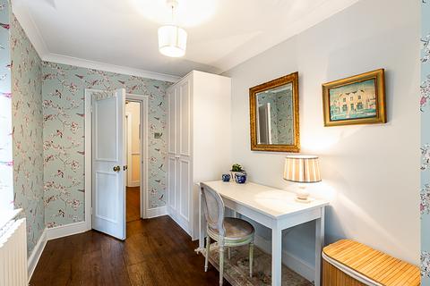 undefined, Brondesbury Villas, London NW6