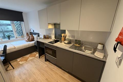 Studio to rent, St James Boulevard, Newcastle Upon Tyne NE4