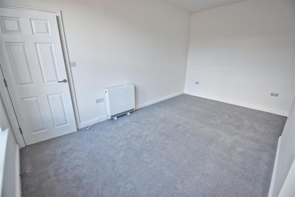 Bedroom 1.1.jpg
