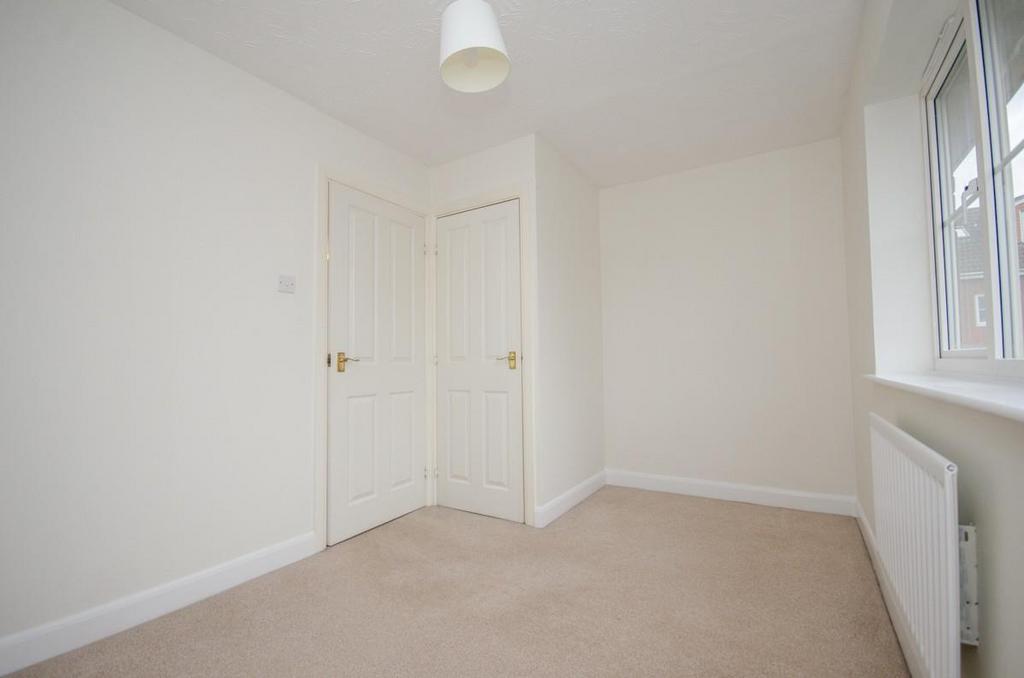 Bedroom two pic 2.jpg
