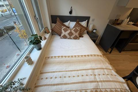 Studio to rent, St James Boulevard, Newcastle Upon Tyne NE4