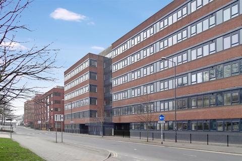 2 bedroom apartment for sale, Farnsby Street, Swindon SN1