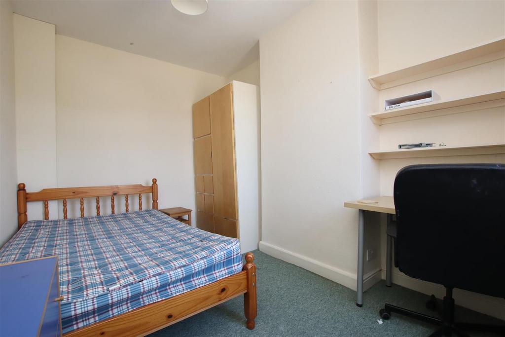 Bedroom two.JPG