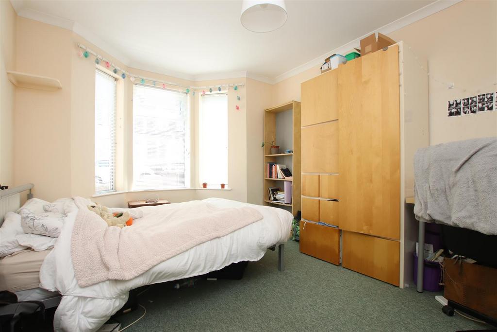 Bedroom one.JPG